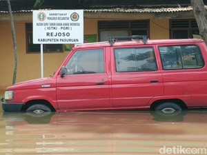 Banjir di Rejoso Pasuruan Setinggi 70 Cm Rendam Kantor Kecamatan