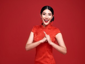 5 Baju Cheongsam Modern & Kekinian untuk Rayakan Imlek 2022