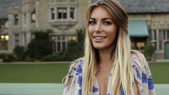 crystal hefner