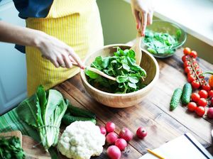 Mengenal Pola Makan Plant-based dan Alasan Kamu Patut Mencobanya