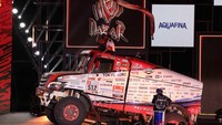 Dakar Rally 2022 sudah mencapai akhir di Jeddah, Arab Saudi pada 14 Januari setelah menyelesaikan 12 stage. Stage terakhir diperlombakan dengan rute antara Bisha dan Jeddah di Arab Saudi. Hybrid Hino600 ikut berlaga di Indonesia. Foto: doc. Hino
