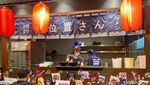 Ramen Topping Kepiting Soka dan Tobiko Ada di Bar Ramen Ini