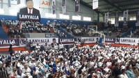 Ribuan masyarakat Pasundan Bersatu mendukung Ketua DPD RI, AA LaNyalla Mahmud Mattalitti untuk maju sebagai calon Presiden 2024. Masyarakat Pasundan menganggap jika LaNyalla merupakan tokoh yang tepat untuk memimpin bangsa Indonesia.