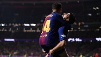 Kans Luis Suarez & Coutinho Gendong-gendongan Lagi di Aston Villa