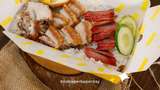 Habis Belanja di ITC Kuningan Bisa Cicip Nasi Babi dan Makanan Makassar