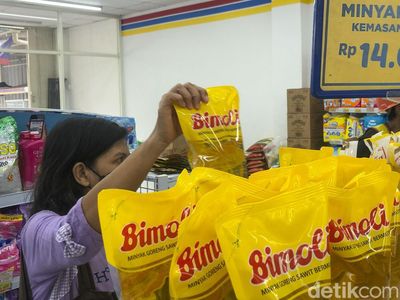 Mantap! Minyak Goreng Kini Rp 14 Ribu Saja