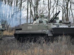 Tegang dengan Rusia, Militer Ukraina Berlatih Gunakan Rudal Hurricane