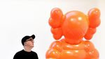 Jelajahi Patung Kaws saat Pandemi!