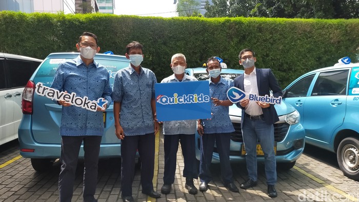 Peluncuran Quickride Traveloka dan Bluebird