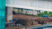 8 Simpang Susun (SS) yang bisa menjadi akses baru dari Serpong hingga Balaraja, yakni SS CBD, SS Industri, SS Legok, SS Mekar Jaya, SS Pasir Barat, SS Jambe, SS Cileles, dan SS Tigaraksa.
