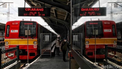 Anker Siap-siap, Tarif KRL Beneran Jadi Naik Nih...