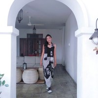 Hijrah ke Jakarta dari Lampung, Ruth kemudian mendapatkan peran menjadi Sinto Gendeng di film Wiro Sableng 212. Foto: dok. Instagram/@ruthmarini18