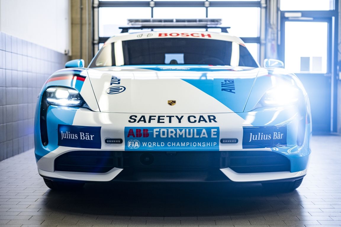 Safety Car - ABB Formula E World Championship 2022/23