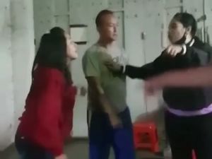 Viral Polisi di Malang Tepergok Istri Nongkrong dengan Perempuan Lain