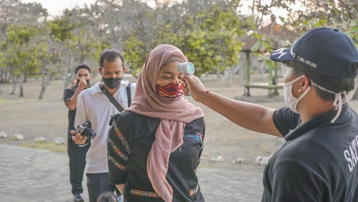 Daya Tarik Wisata (DTW) Water Blow yang berada dalam kawasan pariwisata The Nusa Dua, Bali, kembali dibuka.