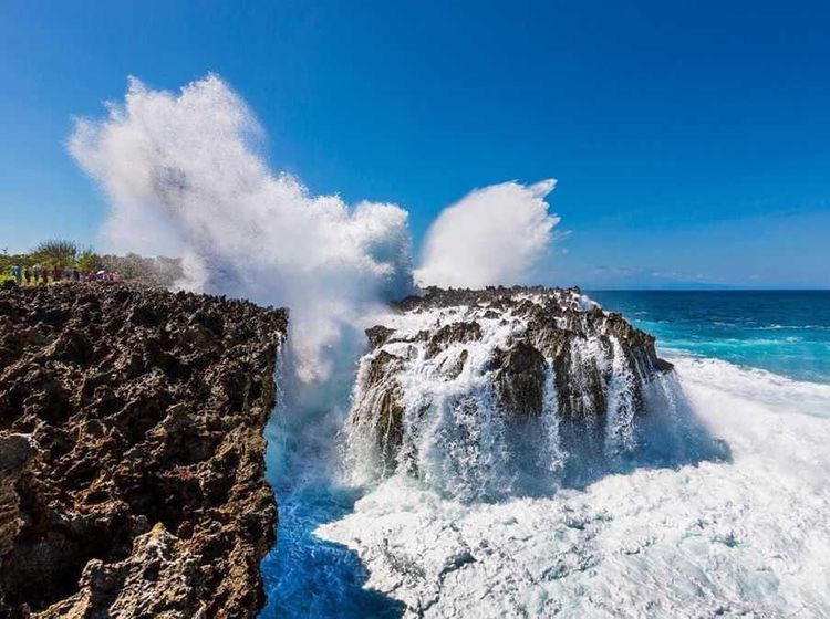 Water Blow Nusa Dua Dibuka Kembali, Cek Tarifnya!