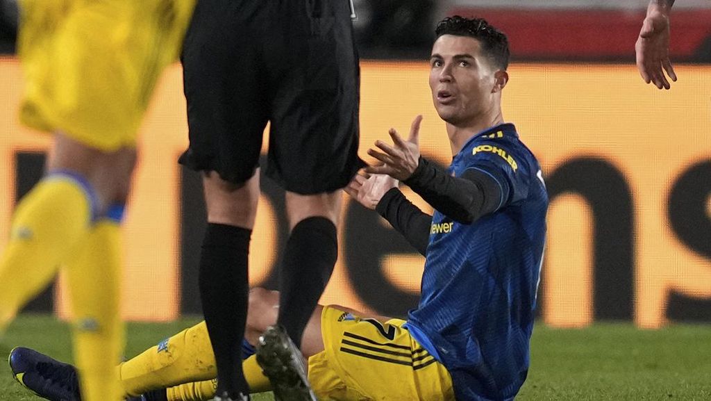 Cristiano Ronaldo Posting Ini, Mau Redam Isu Ngambek Diganti?