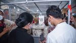 Ditemani Gibran, Puan Resmikan Pasar Legi-Belanja Batik