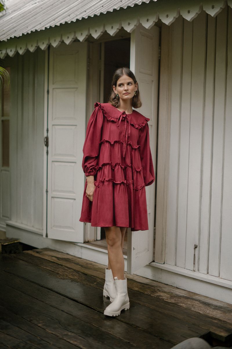 Opsi Dress Cantik Berwarna Merah untuk Merayakan Imlek 2022