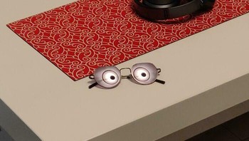 Refleksi lampu membentuk mata. Foto: Bored Panda