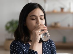 Hindari 4 Minuman Ini Saat Terinfeksi Omicron Agar Cepat Pulih