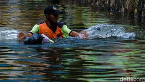 Sungai Watch Dorong Perusahaan AMDK Segera Atasi Masalah Sampah Plastik