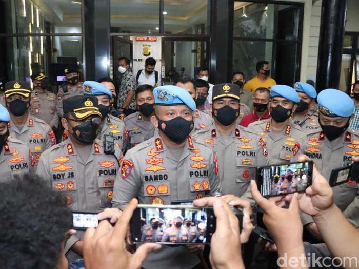 Kadiv Propam Polri Irjen Ferdy Sambo Kunjungan ke Polres Nganjuk.