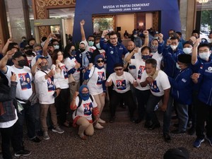Yel-yel Dukung Bayu Airlangga Menggema di Arena Musda Demokrat Jatim