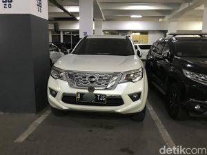 1 Mobil Arteria Dahlan Tercatat Tunggak Pajak Rp 10,8 Juta
