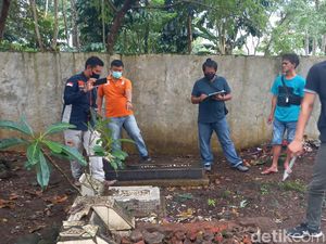 Belasan Makam di TPU Tasikmalaya Rusak Secara Misterius