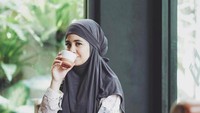 Penampilan Risty Tagor ini banyak mendapatkan respons positif. Foto: Instagram Risty Tagor