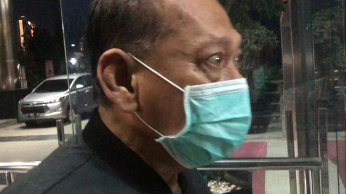 Salah satu orang yang diamankan KPK dalam OTT hakim PN Surabaya mengaku tak tahu apa-apa, tiba-tiba dibawa ke Jakarta.