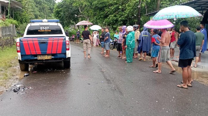 tabrak lari di pacitan