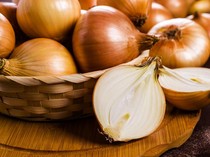 Baunya Menyengat Tapi Makan Bawang Bombai Mentah Punya 5 Khasiat Ini