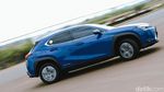 Wuzz! Merasakan Sensasi Naik Mobil Listrik Lexus UX 300e