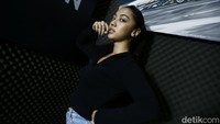 Anindita Hidayat menyebut memiliki kepecayaan diri yang tinggi juga bisa disebut seksi. Foto: Muhammad Ridho