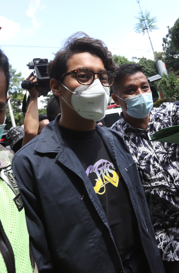 Ardhito Pramono Ardhito Pramono