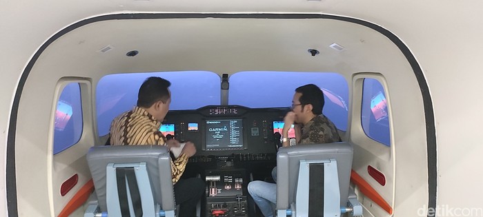 Aviasi tourism itu digagas oleh PT Dirgantara Indonesia (PT DI) berkolaborasi dengan PT Angkasa Pura Hotel.