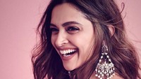 Selama syuting aku merasa bekerja di ruang yang benar-benar aman dan nyaman karena menampilkan keintiman di depan kamera itu bukan hal yang mudah, katanya lagi. (Foto: dok. Instagram @deepikapadukone) 