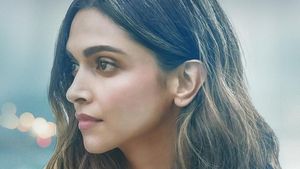 Deepika Padukone Mesra dengan Siddhant Chaturvedi di Gehraiyaan