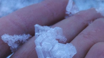 Kristal es besar di Swiss., Foto: Reddit