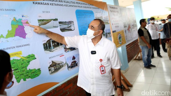 Salah satu yang dikembangkan oleh Bupati Tangerang, Ahmed Zaki Iskandar yang juga menjabat Wakil Presiden Partnerships in Environmental Management for the Seas of East Asia (PEMSEA) Network of Local Governments (PNLG) adalah dengan program unggulannya Gerbang Mapan (Gerakan Membangun Masyarakat Pantai).