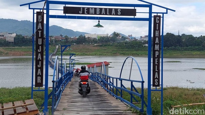 Jembatan Batujajar Cihampelas (Jembalas) kembali dibuka