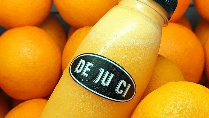 Jus buah literan Jus buah literan