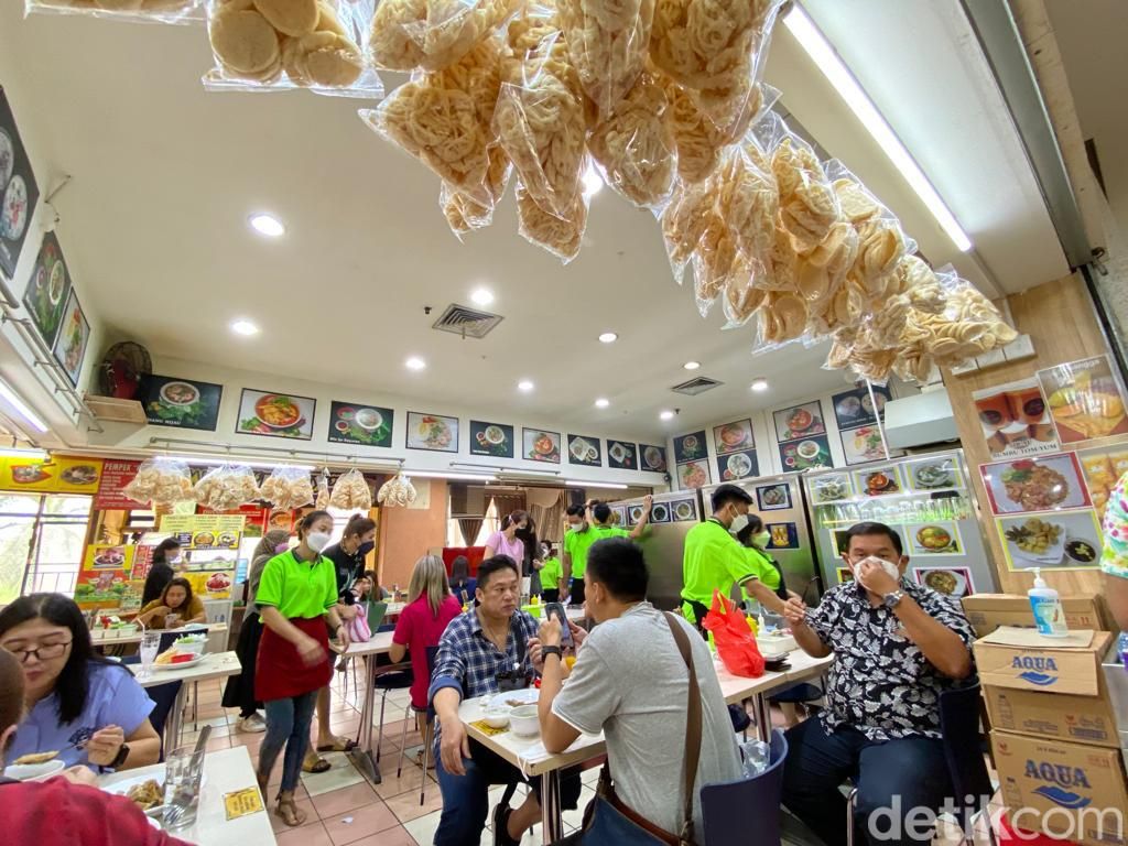 Ke ITC Mangga Dua, Jangan Lupa Jajan Bakmi Bangka dan Siomay Enak!