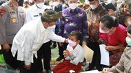 Kunjungi Pekanbaru, Tito Karnavian Minta Vaksinasi Dipercepat