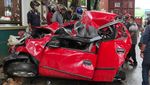 Bikin Merinding, Begini Kondisi Mobil Usai Kecelakaan Maut Balikpapan