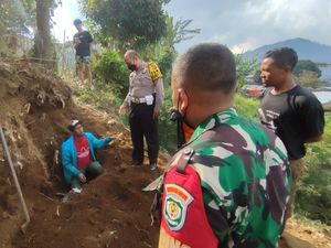 Warga Dikagetkan Penemuan Bom Mortir di Lembang