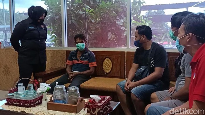 Peneror alat kelamin para pelajar perempuan di Sumenep diamankan polisi.