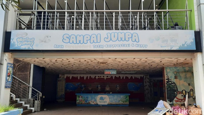 Snowbay Waterpark TMII Snowbay Waterpark TMII